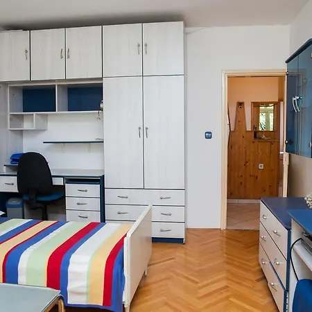 Apartamento Naomi *